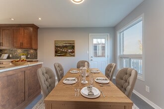 79 Barker Dr in Kingston, ON - Building Photo - Building Photo