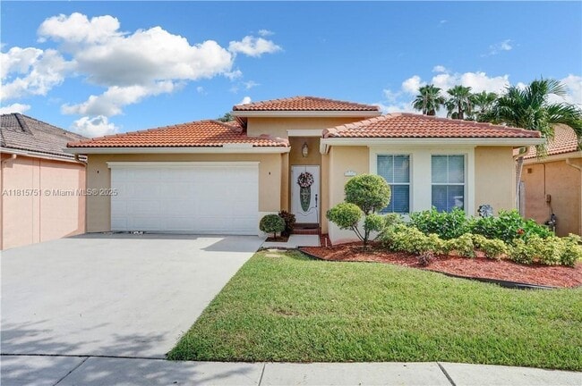 property at 14361 N Royal Cove Cir