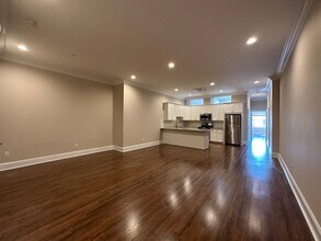 2-2G Stewart Ave in Huntington, NY - Foto de edificio - Building Photo