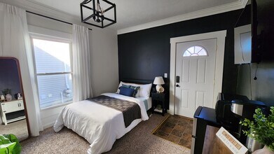 528 University Ave, Unit A in Louisville, KY - Building Photo - Building Photo