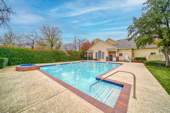 Arlington Park Villas in Dallas, TX - Building Photo - Building Photo