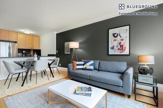 201 East 86th St in New York, NY - Building Photo - Building Photo