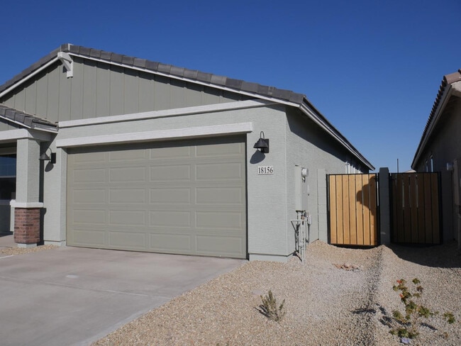18156 W Daley Ln in Surprise, AZ - Building Photo - Building Photo