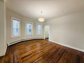 46 Floyd St in Boston, MA - Building Photo - Building Photo