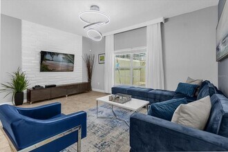 2933 Banana Palm Dr in Kissimmee, FL - Building Photo - Building Photo