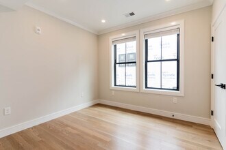 283 Lamartine St, Unit 1 in Boston, MA - Foto de edificio - Building Photo