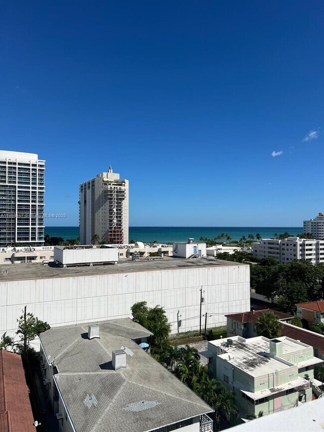 6801 Indian Creek Dr in Miami Beach, FL - Building Photo - Building Photo