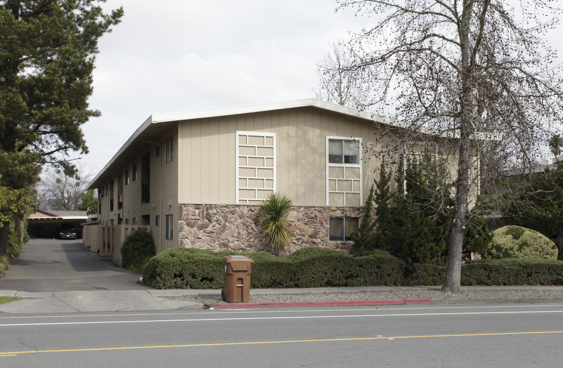 2458 Old Sonoma Rd in Napa, CA - Building Photo