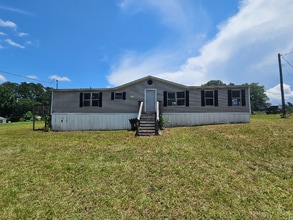 64 Carolyn Cir in Lizella, GA - Building Photo - Building Photo