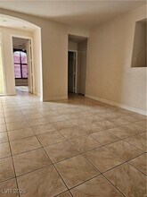 434 Manderley Ct in Las Vegas, NV - Building Photo - Building Photo