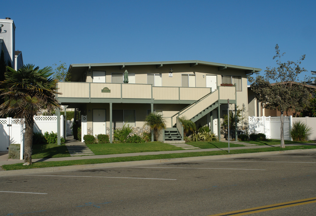 4850 Sandyland Rd in Carpinteria, CA - Building Photo