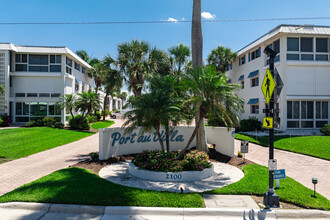 Port au Villa in Naples, FL - Building Photo - Building Photo