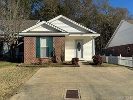 47 JamesTown Loop in Millbrook, AL - Building Photo