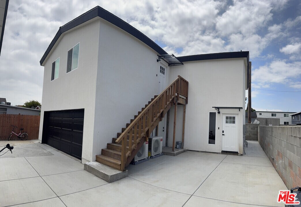3528 139th St in Hawthorne, CA - Building Photo