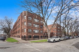 7646 S Ingleside in Chicago, IL - Building Photo - Building Photo