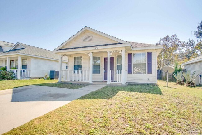 5567 Millbend Pl in Gulf Breeze, FL - Foto de edificio - Building Photo