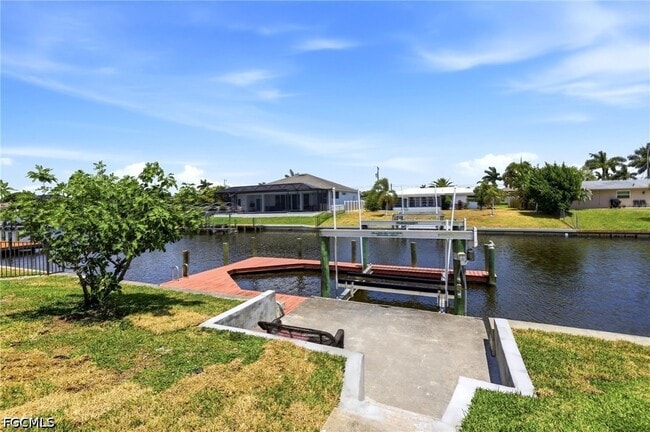 property at 3105 SE 18th Ave