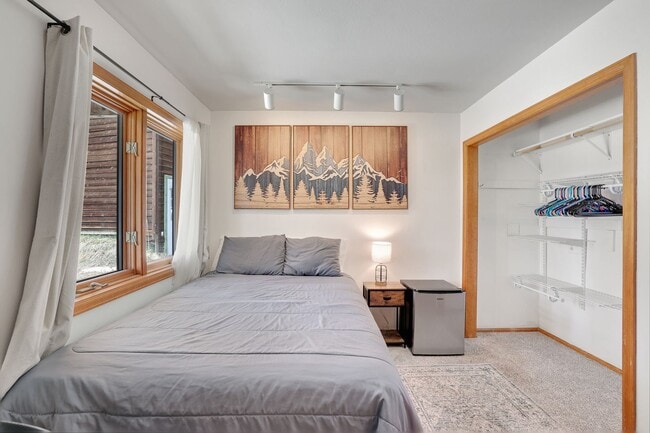 property at 92 Club House Rd