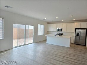 530 Preston Crst St in Henderson, NV - Building Photo - Building Photo