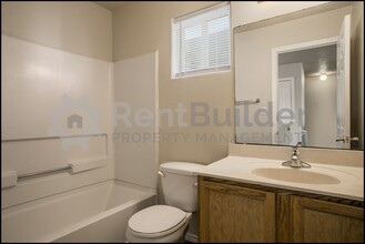 5400 Lito Rd NW in Albuquerque, NM - Building Photo - Building Photo