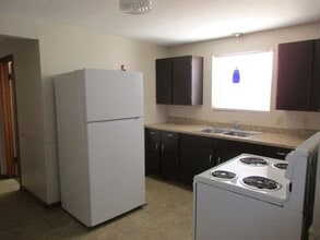 311 E Oklahoma Ave in Weatherford, OK - Building Photo - Building Photo
