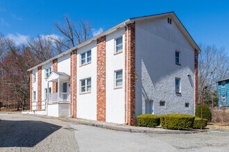 598-604 Worcester St in Southbridge, MA - Building Photo - Building Photo