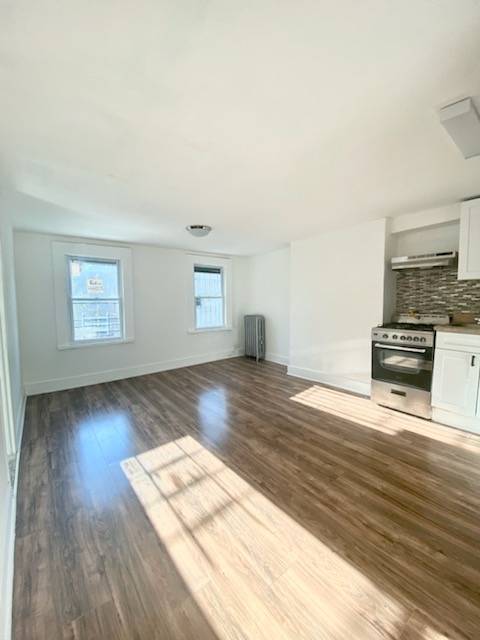325A Lewis Ave in Brooklyn, NY - Building Photo