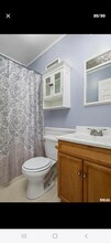 180 Northview Dr in Knoxville, IL - Building Photo - Building Photo