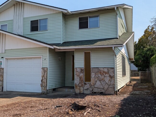property at 157 40th St