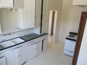 209 Belmont Ave-Unit -C in Long Beach, CA - Foto de edificio - Building Photo