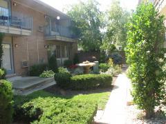 Courts of the Fountains in Des Plaines, IL - Building Photo - Building Photo