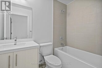 286 Main St in Toronto, ON - Building Photo - Building Photo