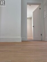 286 E 45th St in Hamilton, ON - Building Photo - Building Photo