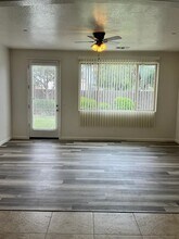 2302 S Grand St in Visalia, CA - Building Photo - Building Photo