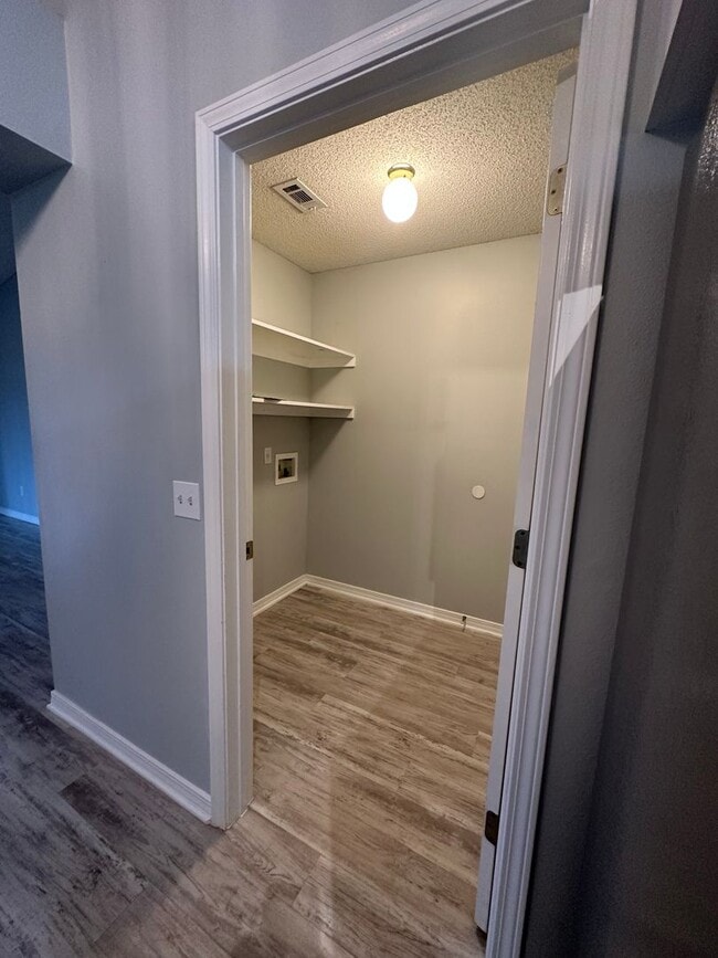 2026 Coral Reef Rd in Pensacola, FL - Building Photo - Building Photo