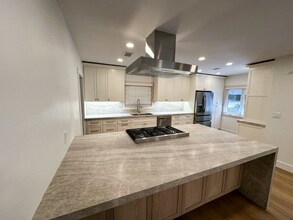1504 S Dodson Ave in Los Angeles, CA - Building Photo - Building Photo
