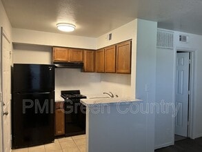 6639 S Victor Ave in Tulsa, OK - Building Photo - Building Photo