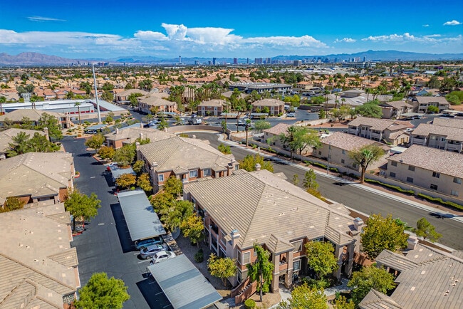 7709 Himalayas Ave in Las Vegas, NV - Building Photo - Building Photo