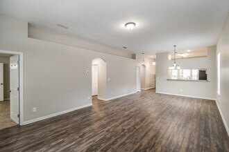10884 Campus Heights Ln in Jacksonville, FL - Building Photo - Building Photo