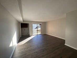 62 Chester Levee Rd in Jackson, TN - Building Photo - Building Photo