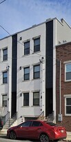 811 N 40th St, Unit 4 in Philadelphia, PA - Building Photo