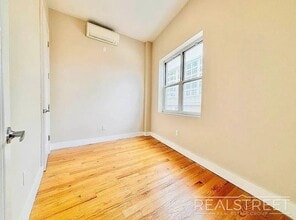 Super Sunny Gorgeous 2 Queen Size Bedroom in Prime Clinton Hill! in Brooklyn, NY - Building Photo - Building Photo