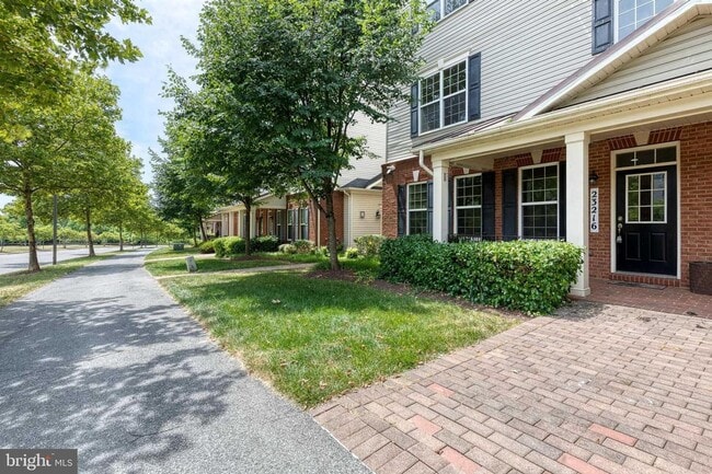 23216 Observation Dr in Clarksburg, MD - Building Photo - Building Photo