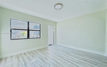 1010 Opa-locka Blvd-Unit -#2 in Opa Locka, FL - Building Photo - Building Photo