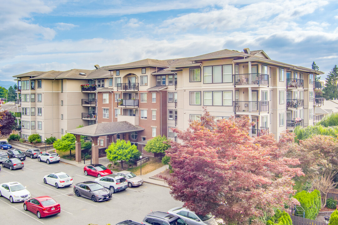 Broadway Maples in Chilliwack, BC - Building Photo