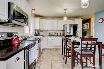 127 Englewood Ave in Bridgeport, CT - Building Photo - Building Photo