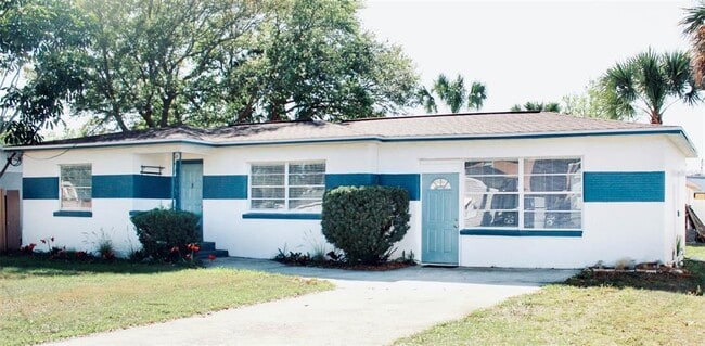 property at 2209 S Lois Ave