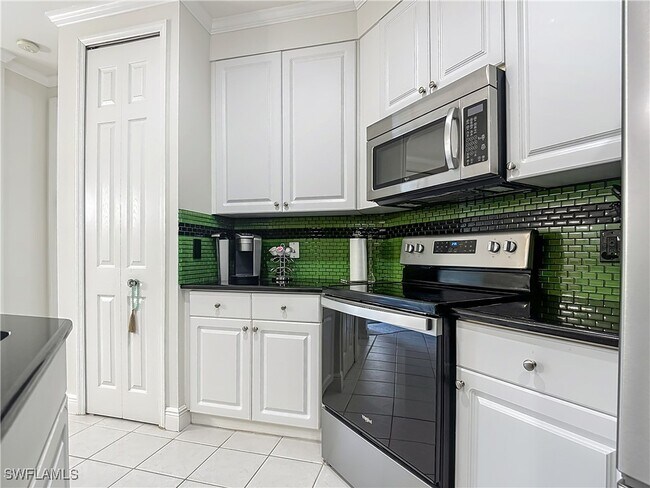 1340 Sweetwater Cove