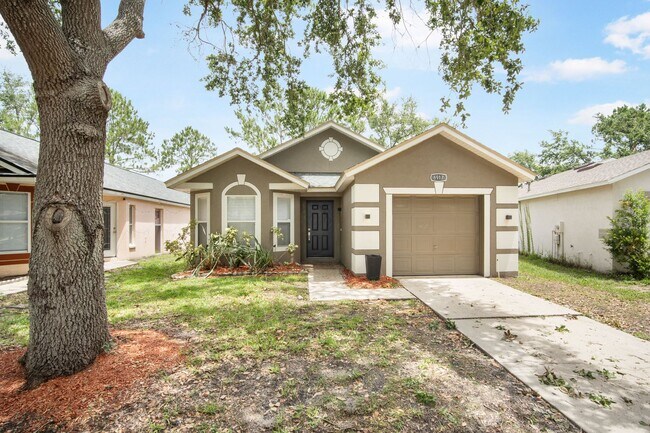property at 6917 Exeter Park Pl