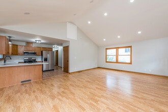 2131 Prospect Ave in North Chicago, IL - Building Photo - Building Photo